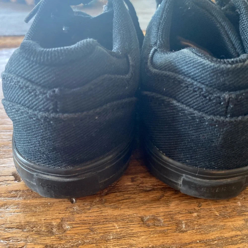 Converse All Star Black on Black Shoes‎ Kids size 8